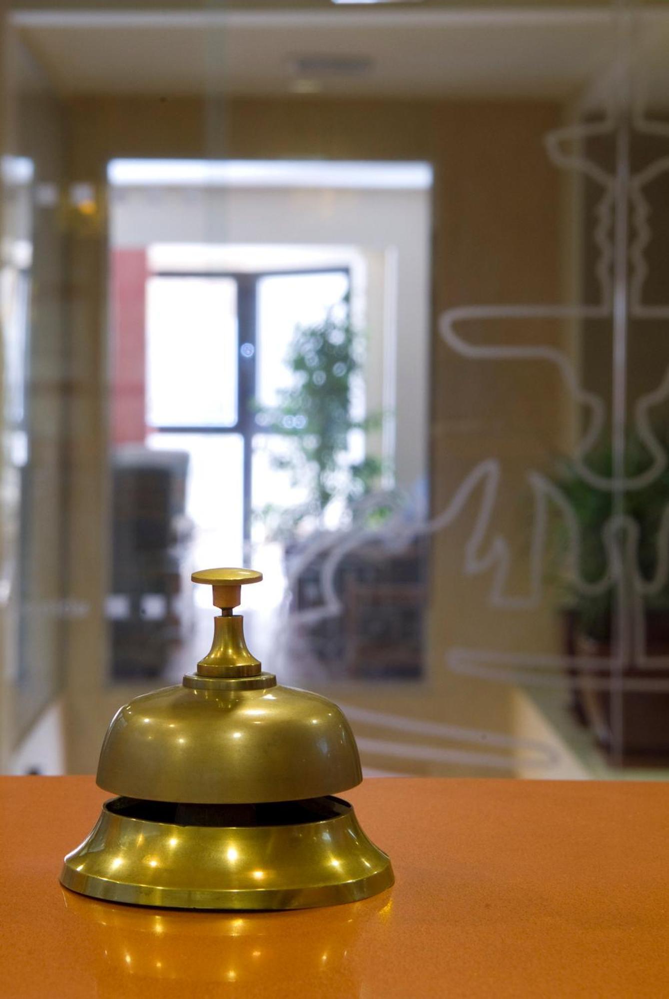 רקואנה Hotel Avenida מראה חיצוני תמונה